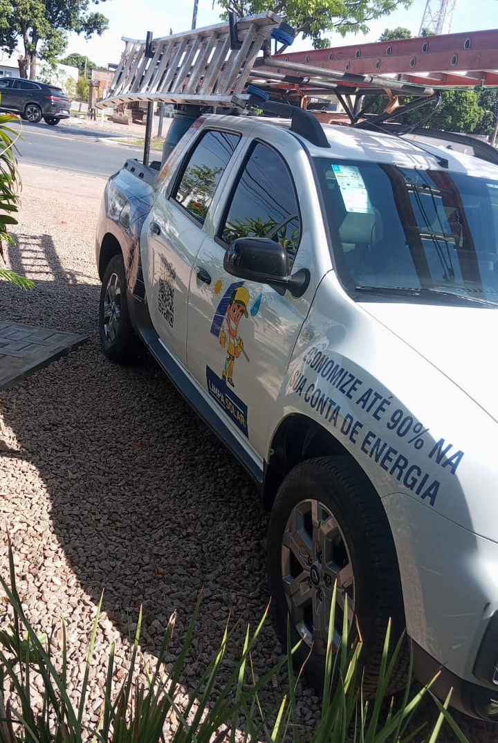 Veículo Limpa Solar MT